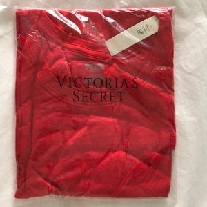 NWT Victoria’s Secret Pink Perfect Crew T-Shirt